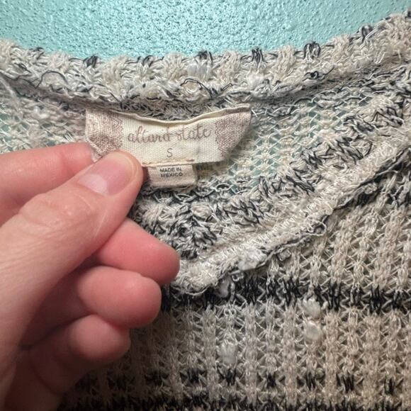 Altar'd State Striped V-Neck Tie Front Sweater Top Small Gray Blue White Knit - Picture 4 of 8